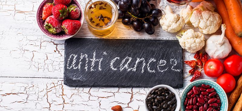 13 Superfoods That Can Lower Your Risk of Cancer